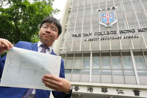 Hong Kong DSE top scorers aim for medicine and law, including visually impaired student