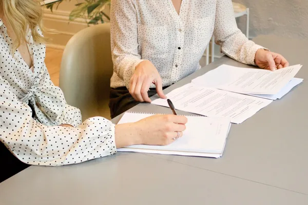 German consumers increasingly favor AI for insurance tasks, but prefer human advice for decisions