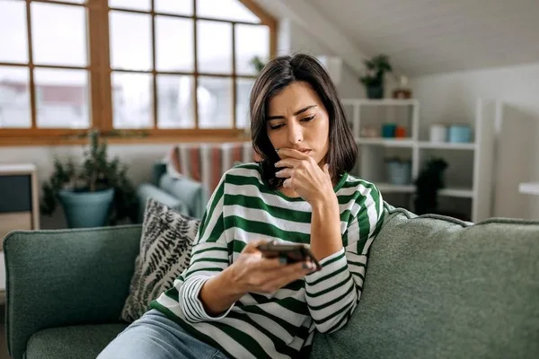 How to Detect and Prevent Phone Hacking: Key Signs and Steps