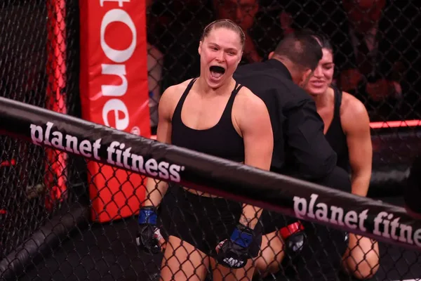Ronda Rousey retires with 17-second submission win over Gina Carano