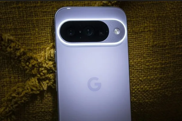 Google Pixel 11 leaks reveal Tensor G6 chip, new display, and Pixel Glow