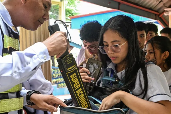 Philippines shooting sparks debate on social media, violent games