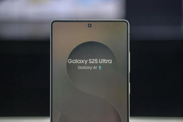 Samsung accelerates One UI 9 beta rollout, adding AI features to more Galaxy phones