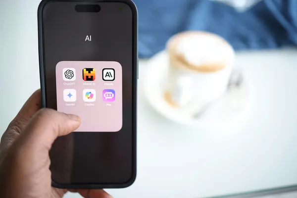 AI Chatbot Use Mirrors Teen TikTok Habits, Author Claims