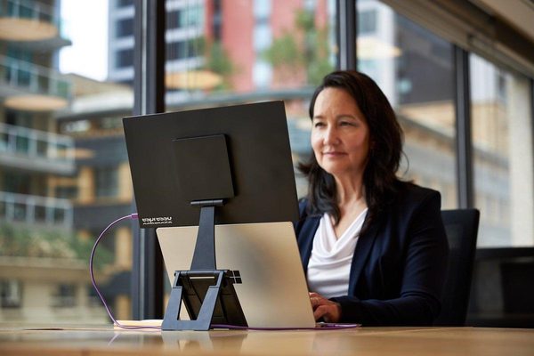 Espresso offers ultra-thin portable Mac displays