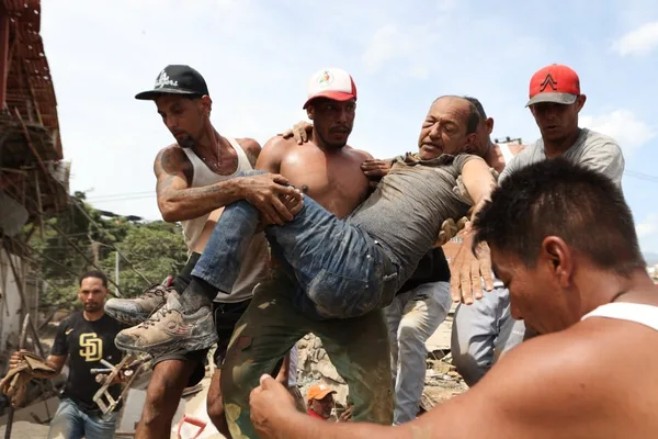 Venezuela earthquakes draw aid from former diplomatic rivals · 1 source tracked