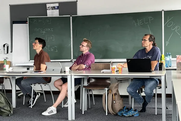 Researchers Discuss Machine Learning at INNformal Workshop