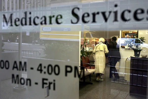 AI Tools Offer Personalized Guidance for Medicare Decisions