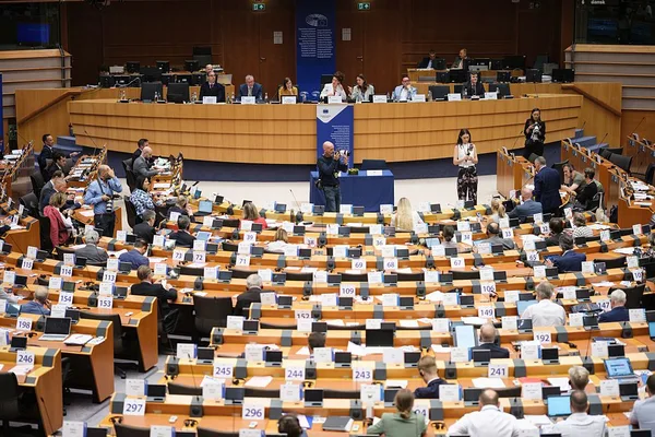 EU Parliament passes 'Chat Control 1.0' allowing warrantless user data scans