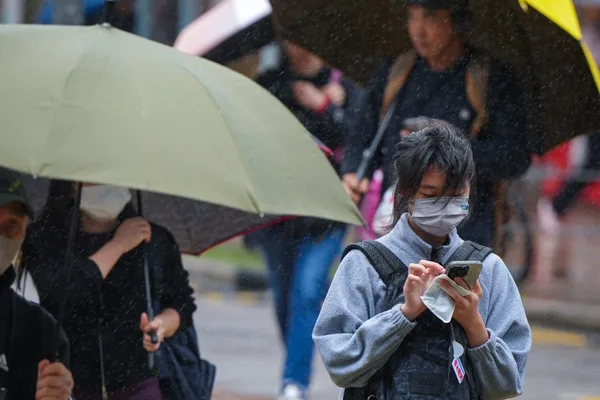 香港研究将儿童自杀风险与感觉不被父母理解联系起来
