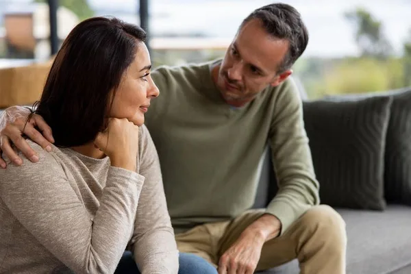 Psychologist: Self-regulation, not chemistry, predicts relationship longevity