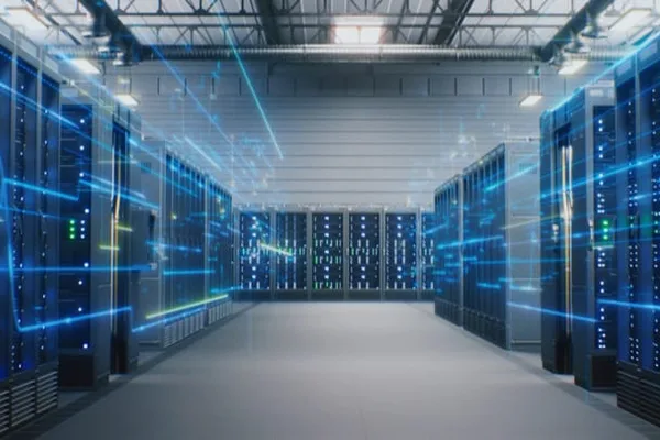 Data center network redundancy explained: backup connections and equipment