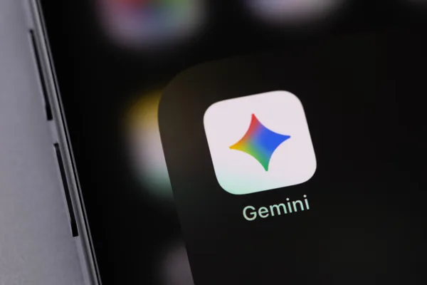 Android users can switch back from Gemini to Google Assistant