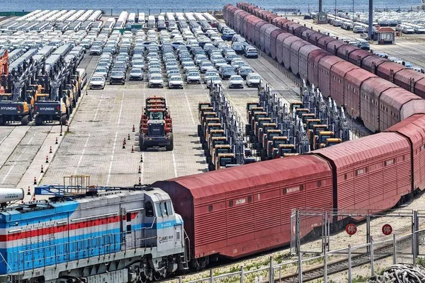 China's Exports Surge 27% Fueled by AI Boom