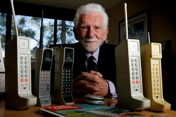 Martin Cooper's 1973 cell phone call marks 53 years of mobile revolution