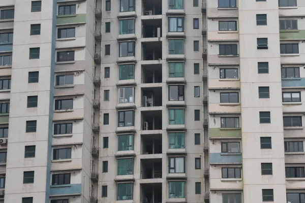 China's top-tier cities see 4-month home price rebound