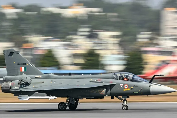 India's Air Force Scrambles to Sustain Fleet with Retired Jets