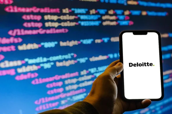 Zillow enhances AI with Databricks, Deloitte opens London AI Studio with Google Cloud