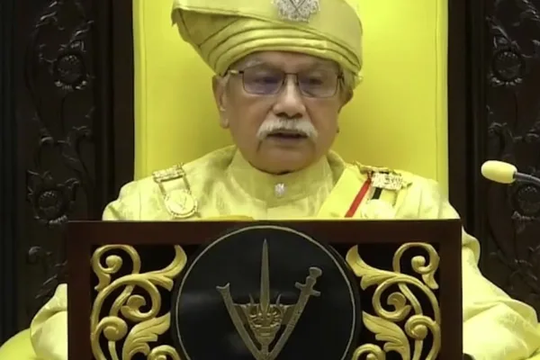 Malaysia's Royal Succession Dispute Strains Governing Alliance Ahead of Polls