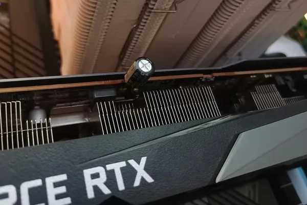 Father revives dead RTX 3070 with salvaged radio capacitor