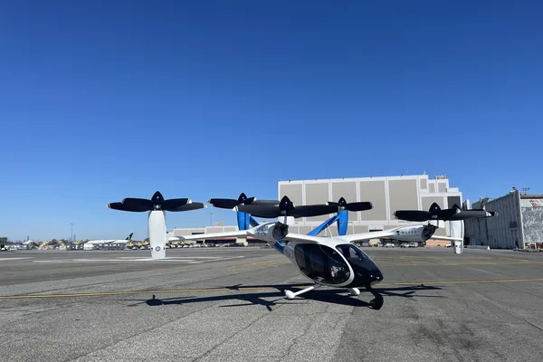 Joby Aviation在纽约市进行历史性电动空中出租车演示飞行