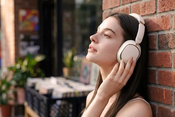 FiiO launches affordable EH13 noise-cancelling headphones with LDAC support