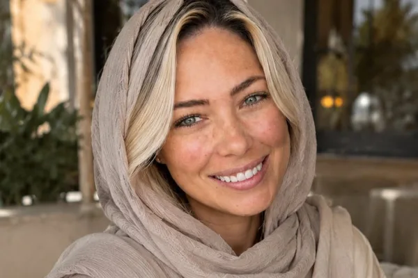 Influencer Accused of AI-Scam Humanitarian Foundation