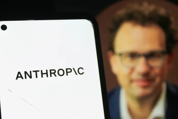 US government lifts export ban on Anthropic's Mythos and Fable AI models