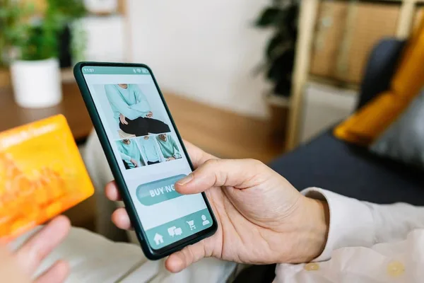 E-commerce sellers urged to diversify channels amid platform risks