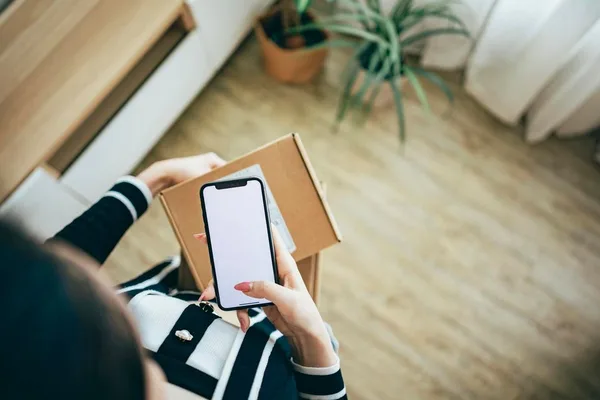 AI-generated images fuel e-commerce return fraud, shifting focus to device verification