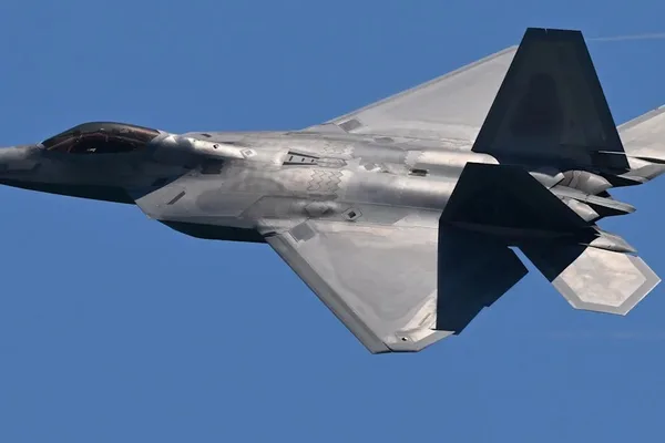 Defense stocks surge amid increased government spending on AI battlefield tech