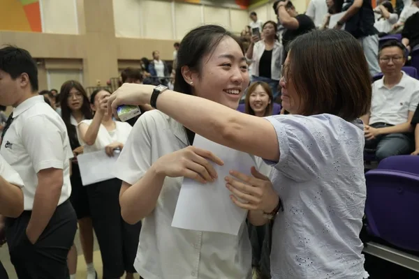 Hong Kong students leverage AI and healthy habits to ace IB exams