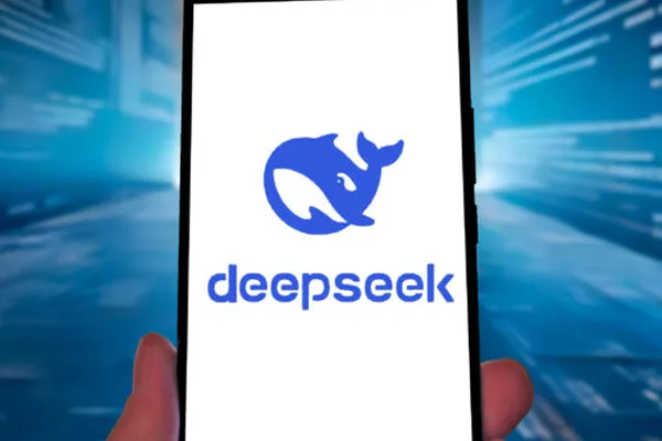 面对美国出口管制，中国DeepSeek计划自研AI芯片 · 追踪2个来源