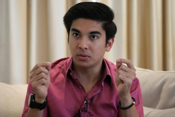Malaysian MP fires back at Johor Crown Prince over 'Hollywood' politician jibe