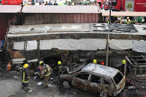 曼谷火车巴士相撞致8人死亡，泰国总理下令调查