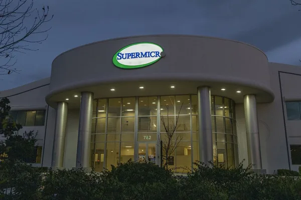 台湾突袭Super Micro办公室，调查英伟达（Nvidia）芯片走私案
