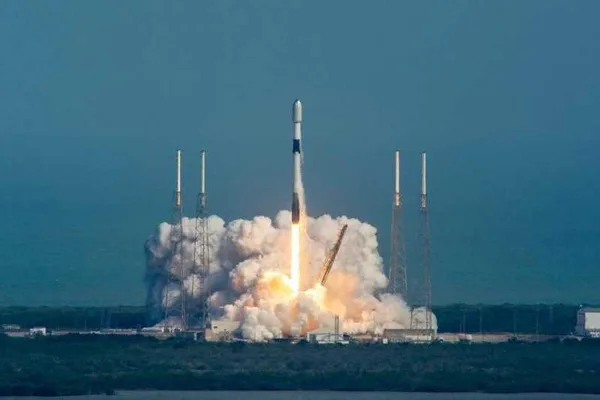 SpaceX's $600B Plunge Barely Affects Bitcoin's Market Cap