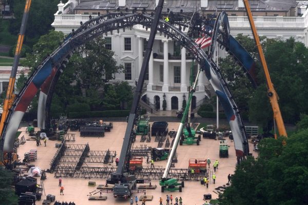 Trump builds UFC cage on White House lawn for 80th birthday event