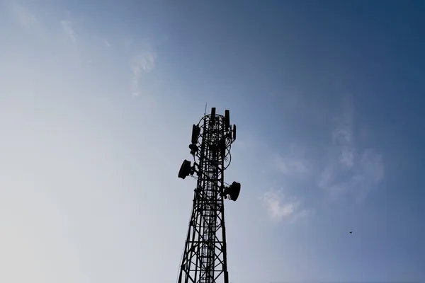 US carriers unite for satellite-powered rural coverage expansion
