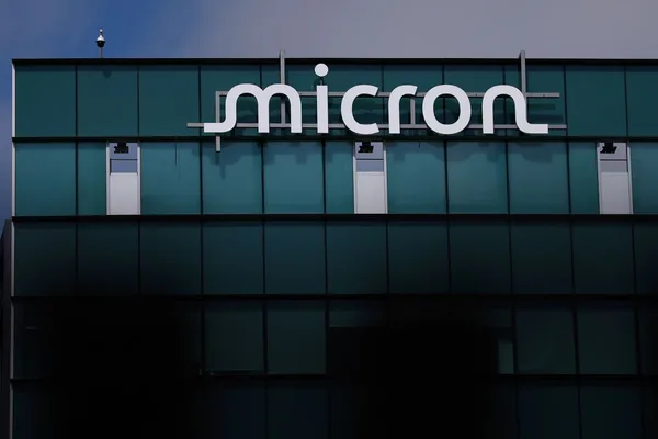Micron secures $100B in memory supply deals amid ongoing shortage