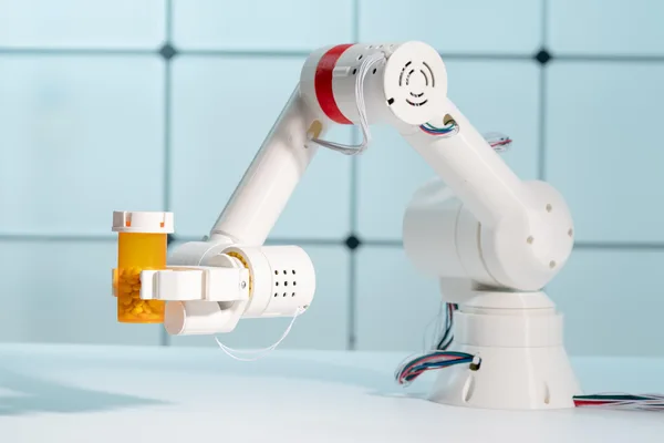 Autonomous pharmacies gain traction with startups and Amazon