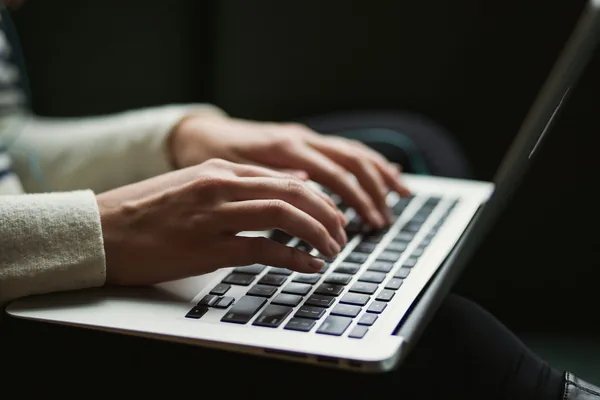 AI tool drastically cuts email writing time for users