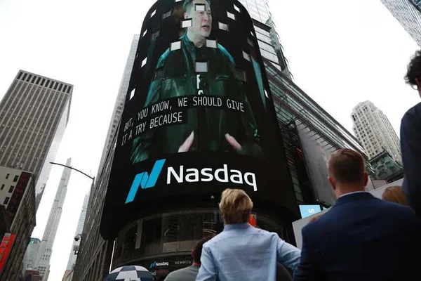 SpaceX stock dips below IPO price amid bullish Wall Street ratings