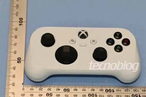 Microsoft's compact Xbox Cloud Gaming controller leaks with Wi-Fi