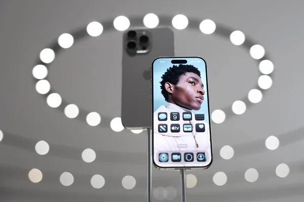 Apple Urges iPhone Users to Upgrade to iOS 26 for Critical Security Patches