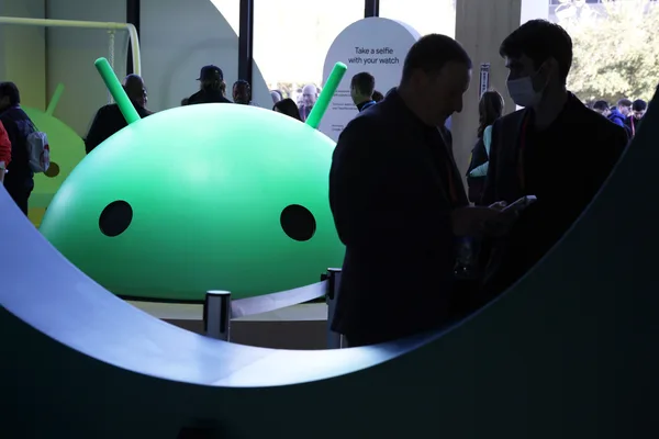 Android 17 to boost iOS file sharing, add app usage delays