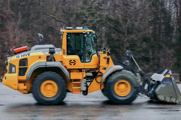 Physical AI startup Hive raises $15M for industrial machine control