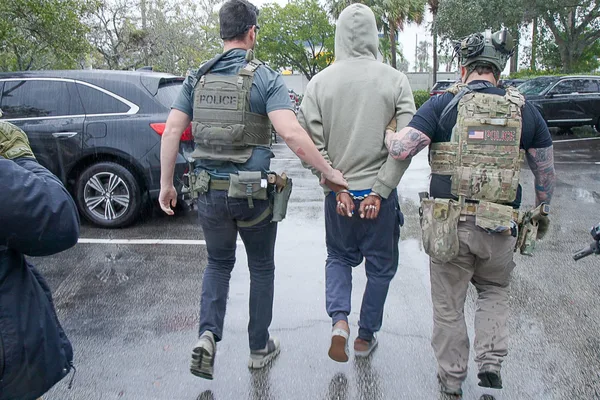 ICE uses Palantir software to access 20 million target profiles on iPhones