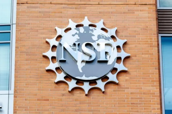 AI 驱动的慈善事业通过 NSF 合作关系推动联邦研发