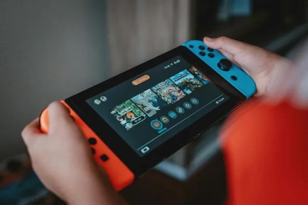 任天堂因欧盟电池规定将于2027年前停止在欧洲销售Switch 1